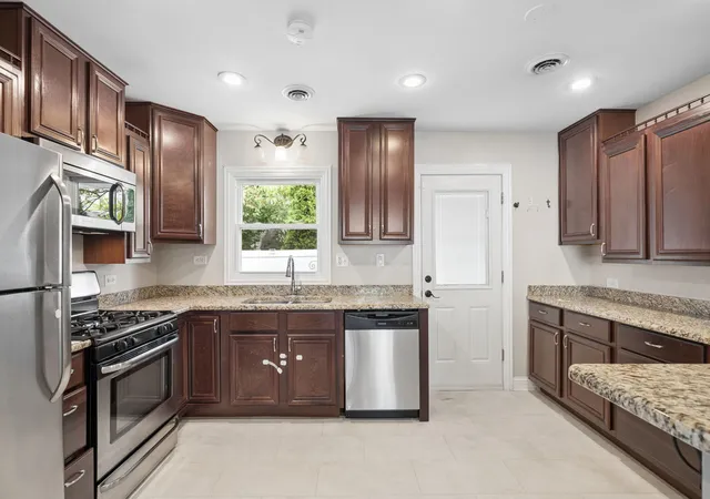 Photo 3 of Single family home for sale at 241 W Quincy St, Westmont, IL 60559 | MLS# 12753171 | Listing updated on 2026-09-16