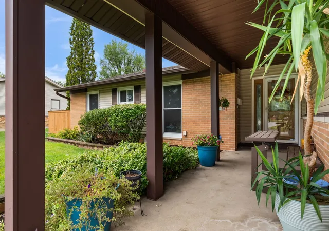 Photo 1 of Single family home for sale at 743 Delphia Ave, Elk Grove Village, IL 60007 | MLS# 12753176 | Listing updated on 2026-09-24