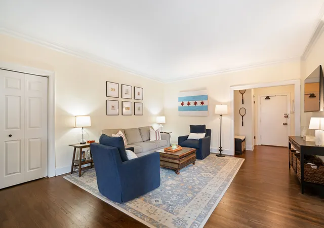 Photo 4 of Condo for sale at 3520 N Lake Shore Dr #7J, Chicago, IL 60657 | MLS# 12753184 | Listing updated on 2026-09-23