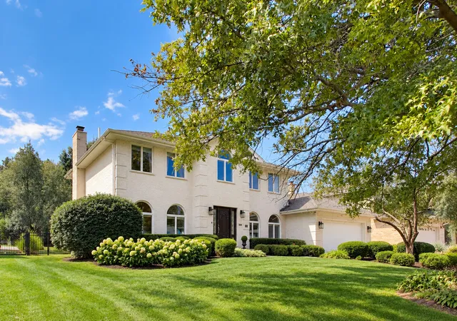 Photo 2 of Single family home for sale at 13636 S Shannon Dr, Homer Glen, IL 60491 | MLS# 12753210 | Listing updated on 2026-10-06
