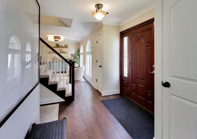 Photo 3 of Single family home for sale at 13636 S Shannon Dr, Homer Glen, IL 60491 | MLS# 12753210 | Listing updated on 2026-10-06