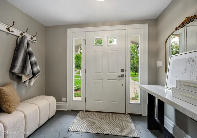 Photo 2 of Single family home for sale at 789 N Park Blvd, Glen Ellyn, IL 60137 | MLS# 12753242 | Listing updated on 2026-09-16