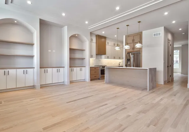 Photo 2 of Single family home for sale at 3754 W Sunnyside Ave, Chicago, IL 60625 | MLS# 12753249 | Listing updated on 2026-09-21