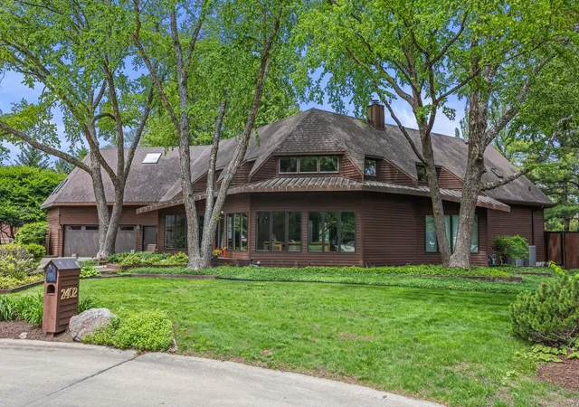 Photo 1 of Single family home for sale at 2402 N Nottingham Ct, Champaign, IL 61821 | MLS# 12753258 | Listing updated on 2026-09-14
