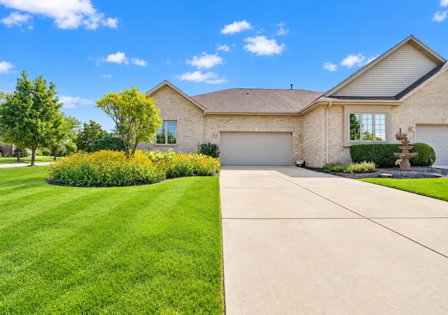 Photo 2 of Townhouse for sale at 21701 Tower Brg Dr, Mokena, IL 60448 | MLS# 12753280 | Listing updated on 2026-09-26