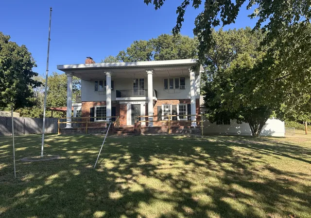 Photo 3 of Single family home for sale at 632 N Pershing St, Energy, IL 62933 | MLS# 12753313 | Listing updated on 2026-09-14