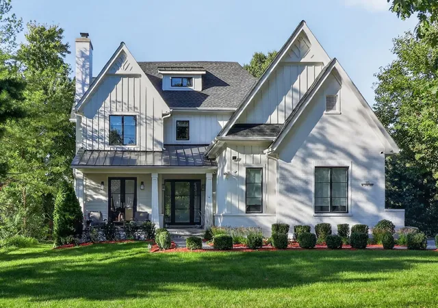 Single family home for sale at 115 W 59th Street, Hinsdale, IL 60521 | MLS# 12753315
