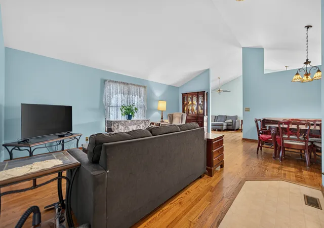 Photo 4 of Single family home for sale at 2400 Winfield Ln, Belvidere, IL 61008 | MLS# 12753320 | Listing updated on 2026-09-14