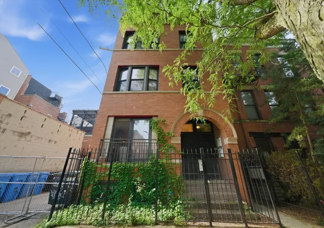 Photo 1 of Condo for sale at 2013 W Crystal St #1F, Chicago, IL 60622 | MLS# 12753343 | Listing updated on 2026-09-14