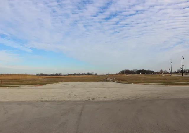 Photo 1 of Land for sale at Lot E 4 Lincoln Way Dr, Elwood, IL 60421 | MLS# 12753351 | Listing updated on 2026-09-14