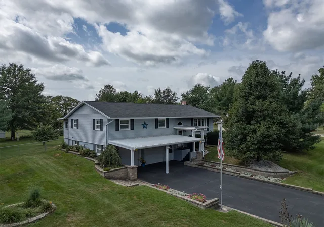 Photo 1 of Single family home for sale at 7807 Kelly Ct, Erie, IL 61250 | MLS# 12753352 | Listing updated on 2026-09-21