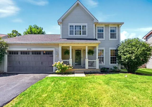 Single family home for sale at 2791 Squaw Valley Trl, Aurora, IL 60503 | MLS# 12753368