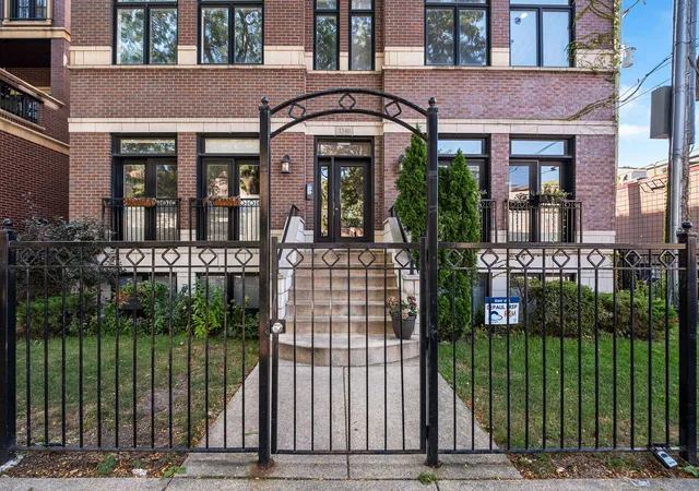 Photo 2 of Condo for sale at 3340 N Damen Ave #2S, Chicago, IL 60618 | MLS# 12753386 | Listing updated on 2026-10-10