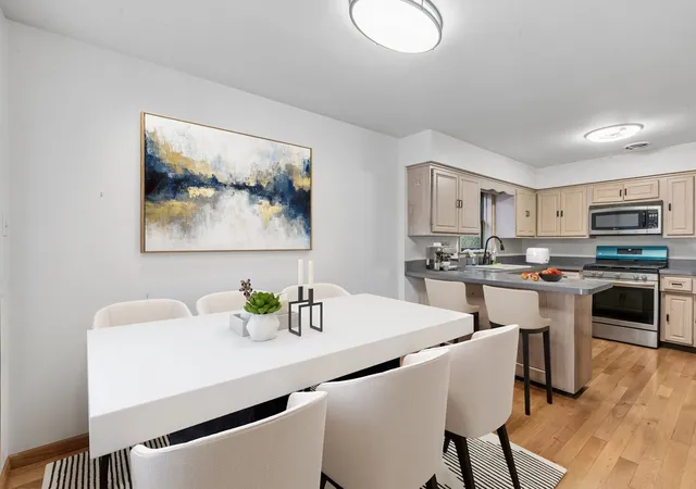 Photo 3 of Sale Pending at 10513 S Avenue E, Chicago, IL 60617 | MLS# 12753401 | Listing updated on 2026-10-01