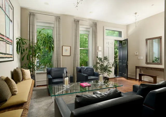 Photo 1 of Single family home for sale at 353 W Belden Ave, Chicago, IL 60614 | MLS# 12753419 | Listing updated on 2026-09-14