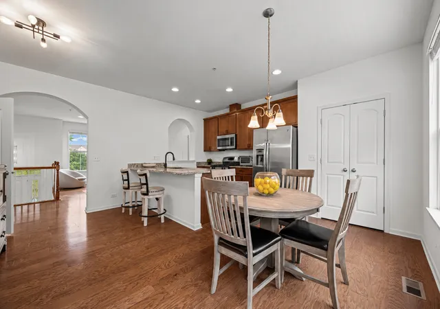 Photo 4 of Townhouse for sale at 1196 Evergreen Ave, Des Plaines, IL 60016 | MLS# 12753485 | Listing updated on 2026-10-06