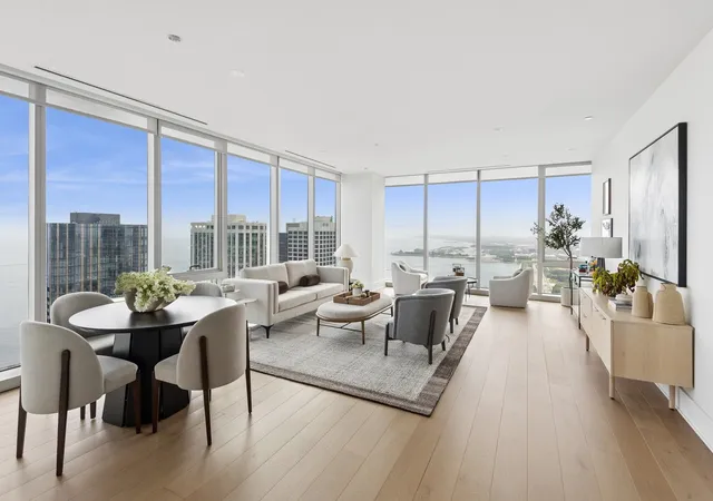 Photo 3 of Condo for sale at 363 E Wacker Dr #4209, Chicago, IL 60601 | MLS# 12753493 | Listing updated on 2026-09-14