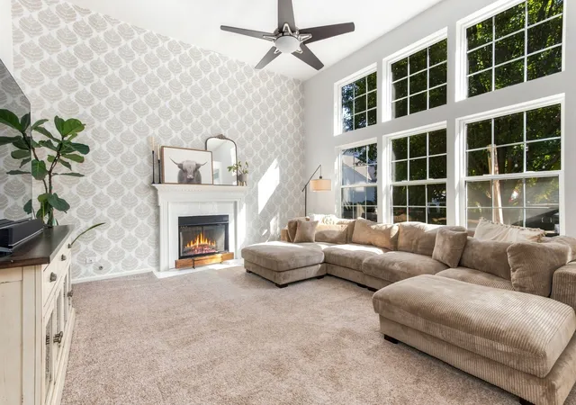 Photo 3 of Single family home for sale at 615 Manhattan Cir, Oswego, IL 60543 | MLS# 12753506 | Listing updated on 2026-09-21