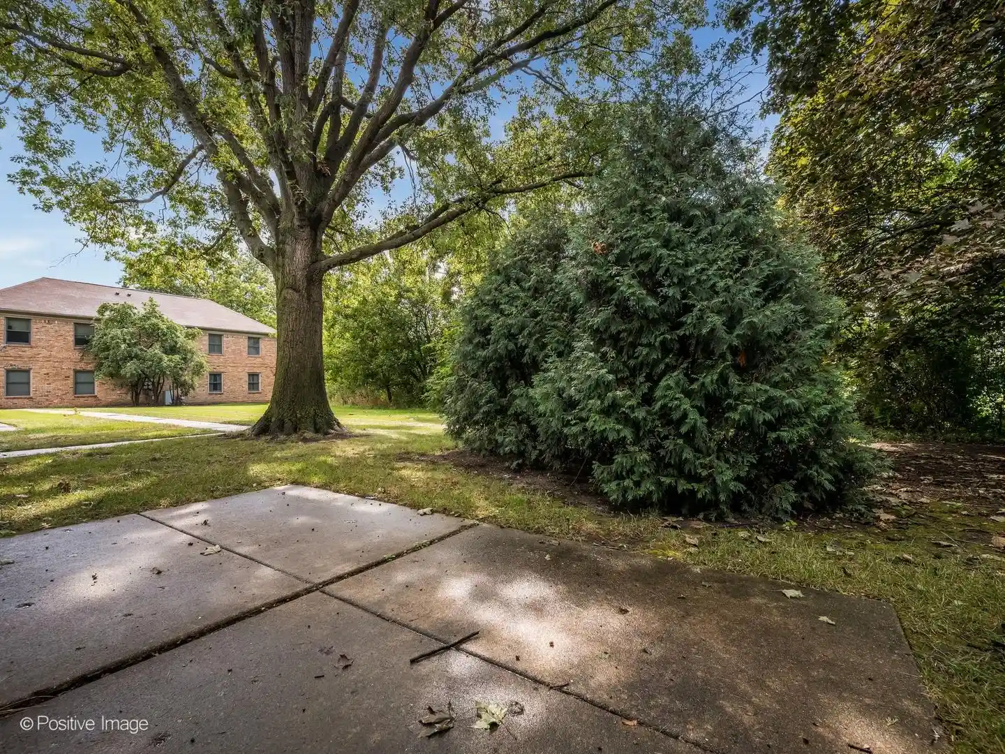 Listing Photo 17 - Condo for sale in 1751 Sussex Walk located at 1751 Sussex Walk, Hoffman Estates, IL 60169 - Unit 1751 Sussex Walk