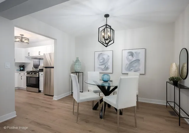 Listing Photo 5 - Condo for sale in building located at 1751 Sussex Walk, Hoffman Estates, IL 60169 - Unit #D
