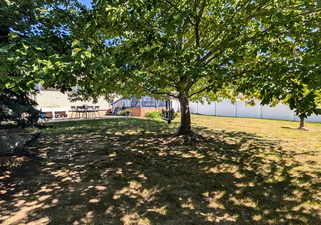 Photo 27 of Townhouse for sale at 801 W Mckinley Rd, Ottawa, IL 61350 | MLS# 12753526 | Listing updated on 2026-09-15
