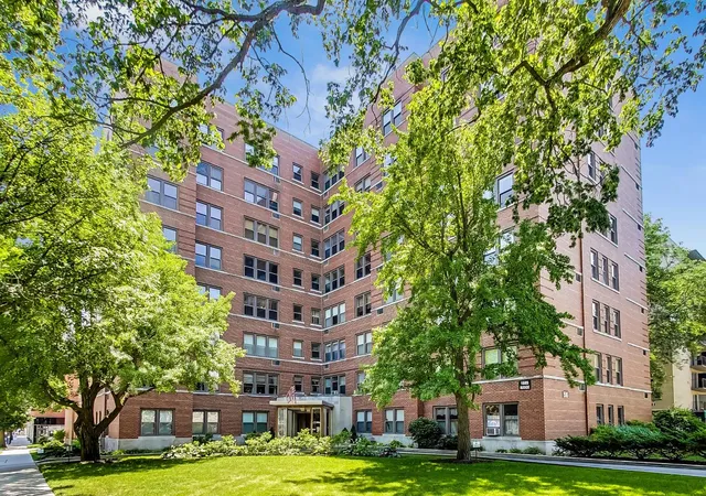 Photo 1 of Condo for sale at 1585 Ridge Ave #505, Evanston, IL 60201 | MLS# 12753550 | Listing updated on 2026-09-30
