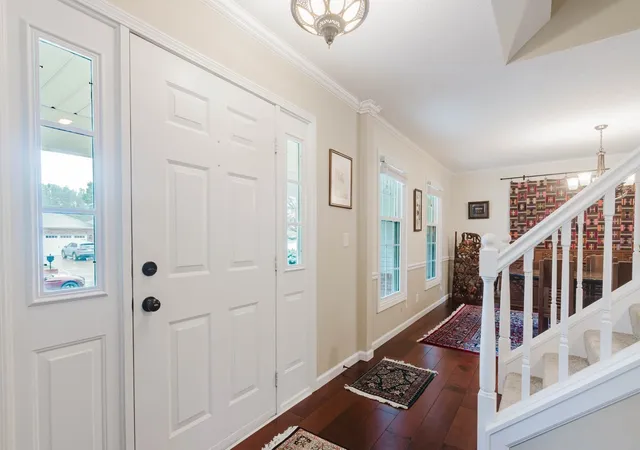 Photo 4 of Single family home for sale at 5 Cobblestone Ct, Bloomington, IL 61704 | MLS# 12753554 | Listing updated on 2026-09-27