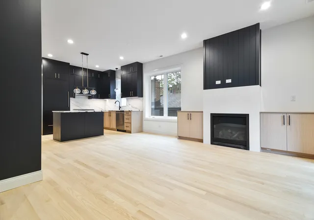 Photo 3 of Condo for sale at 5446 S Kimbark Ave #2, Chicago, IL 60615 | MLS# 12753564 | Listing updated on 2026-09-14