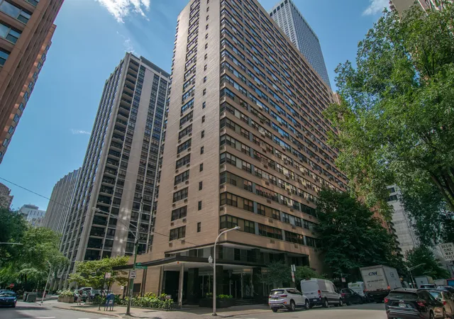 Condo for sale at 850 N Dewitt Pl #4H, Chicago, IL 60611 | MLS# 12753575