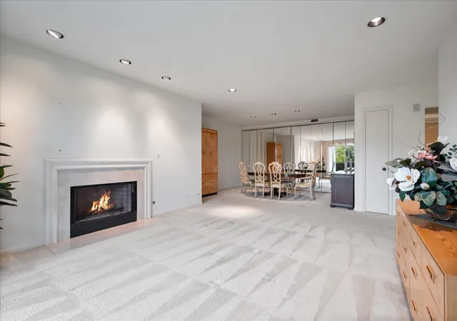 Photo 4 of Condo for sale at 4545 W Touhy Ave #217W, Lincolnwood, IL 60712 | MLS# 12753579 | Listing updated on 2026-09-14