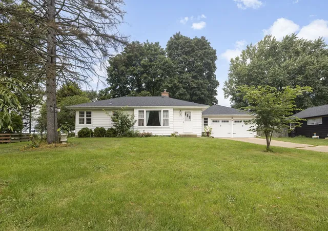 Photo 1 of Single family home for sale at 40w754 Route 64 Hwy, Wasco, IL 60183 | MLS# 12753616 | Listing updated on 2026-09-21