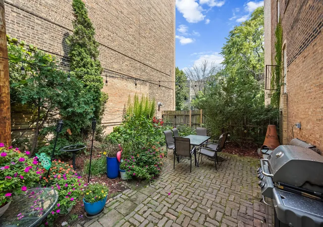 Photo 2 of Condo for sale at 6142 N Hamilton Ave #2N, Chicago, IL 60659 | MLS# 12753619 | Listing updated on 2026-09-14