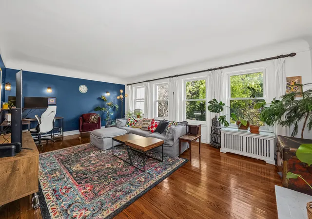 Photo 3 of Condo for sale at 6142 N Hamilton Ave #2N, Chicago, IL 60659 | MLS# 12753619 | Listing updated on 2026-09-14