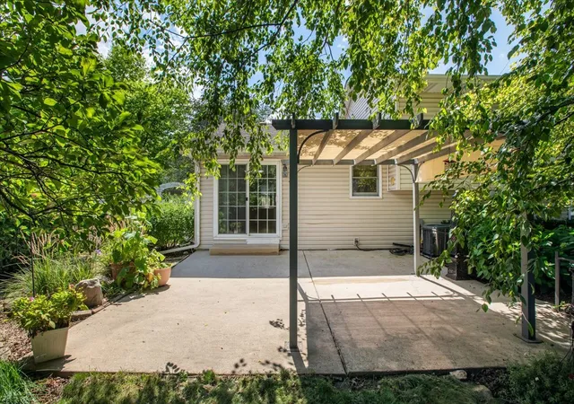Photo 35 of Single family home for sale at 235 Indianwood Ln, West Chicago, IL 60185 | MLS# 12753621 | Listing updated on 2026-09-14