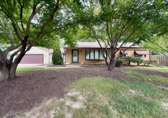 Photo 1 of Single family home for sale at 2905 31st Avenue, Rock Island, IL 61201 | MLS# 12753657 | Listing updated on 2026-09-14