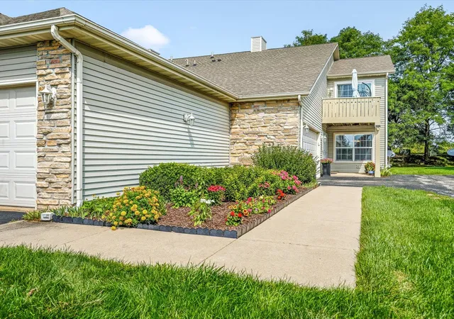 Photo 2 of Sale Pending at 7944 Royal Oaks Rd #0, Rockford, IL 61107 | MLS# 12753658 | Listing updated on 2026-09-13