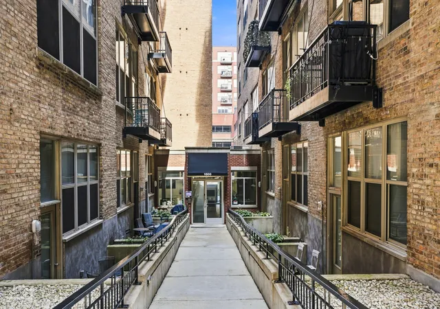 Photo 3 of Condo for sale at 1500 W Monroe St #411, Chicago, IL 60607 | MLS# 12753679 | Listing updated on 2026-09-16