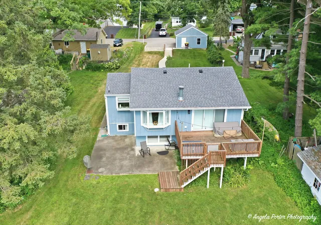 Photo 2 of Single family home for sale at 4813 Wildwood Dr, Mc Henry, IL 60051 | MLS# 12753691 | Listing updated on 2026-09-14