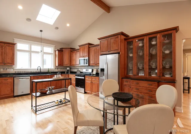 Photo 2 of Single family home for sale at 11549 S Lavergne Ave, Alsip, IL 60803 | MLS# 12753704 | Listing updated on 2026-09-30