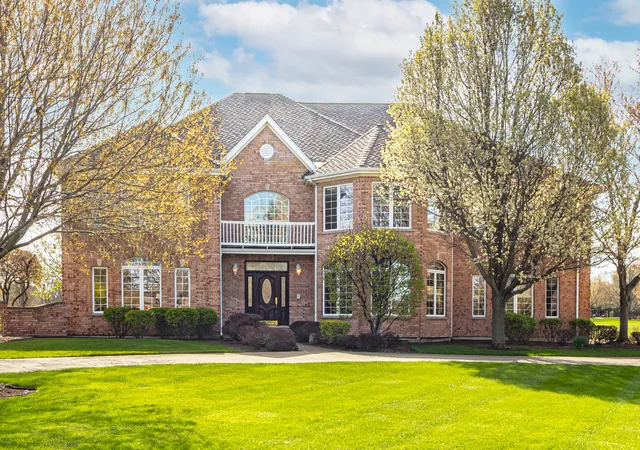 Single family home for sale at 37181 N Fox Hl Dr, Wadsworth, IL 60083 | MLS# 12753706