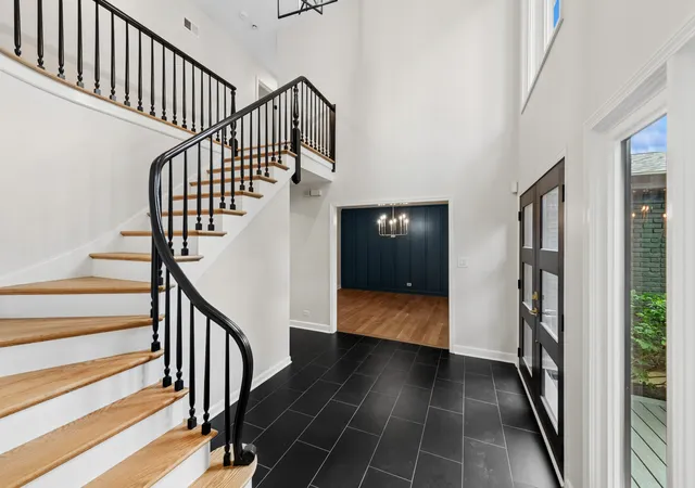 Photo 3 of Single family home for sale at 1695 Overland Trl, Deerfield, IL 60015 | MLS# 12753708 | Listing updated on 2026-09-16