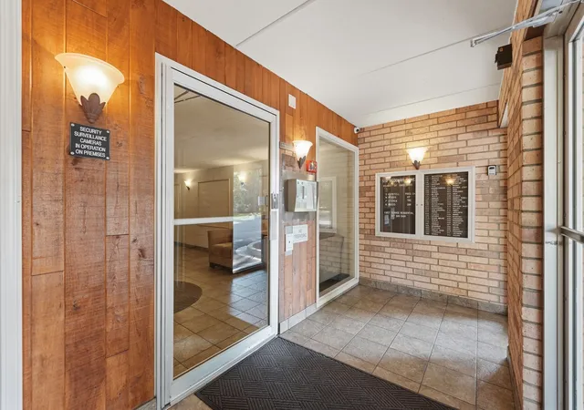 Photo 2 of Condo for sale at 512 Redondo Dr #509, Downers Grove, IL 60516 | MLS# 12753718 | Listing updated on 2026-09-23