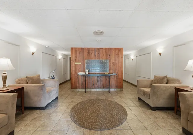 Photo 3 of Condo for sale at 512 Redondo Dr #509, Downers Grove, IL 60516 | MLS# 12753718 | Listing updated on 2026-09-23