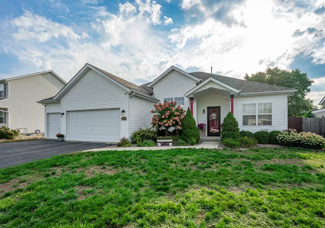 Photo 1 of Sale Pending at 15615 Bryden Dr, South Beloit, IL 61080 | MLS# 12753727 | Listing updated on 2026-09-12
