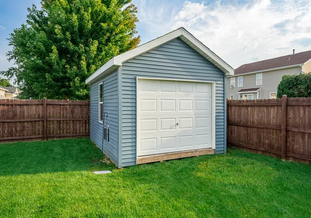 Photo 37 of Sale Pending at 15615 Bryden Dr, South Beloit, IL 61080 | MLS# 12753727 | Listing updated on 2026-09-12