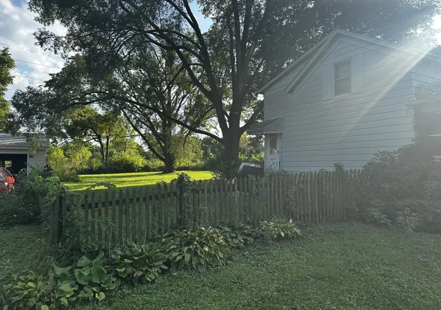 Photo 2 of Single Family Residence at 428 Chalmers St, Geneva, IL 60134 | MLS# 12753747 |  | Sold on 2026-10-07