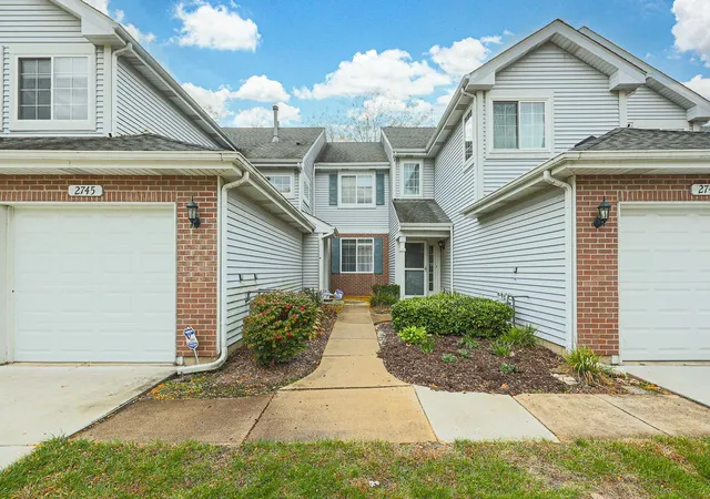 Photo 1 of Townhouse for sale at 2745 Odlum Dr, Schaumburg, IL 60194 | MLS# 12753756 | Listing updated on 2026-10-11