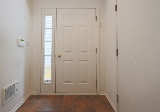 Photo 3 of Townhouse for sale at 2745 Odlum Dr, Schaumburg, IL 60194 | MLS# 12753756 | Listing updated on 2026-10-11
