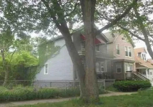 Photo 2 of Single family home for sale at 7625 S Dante Ave, Chicago, IL 60619 | MLS# 12753783 | Listing updated on 2026-09-14