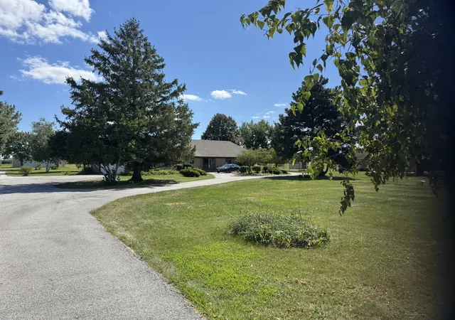 Photo 2 of Single family home for sale at 1026 S Schoolhouse Rd, New Lenox, IL 60451 | MLS# 12753797 | Listing updated on 2026-09-14